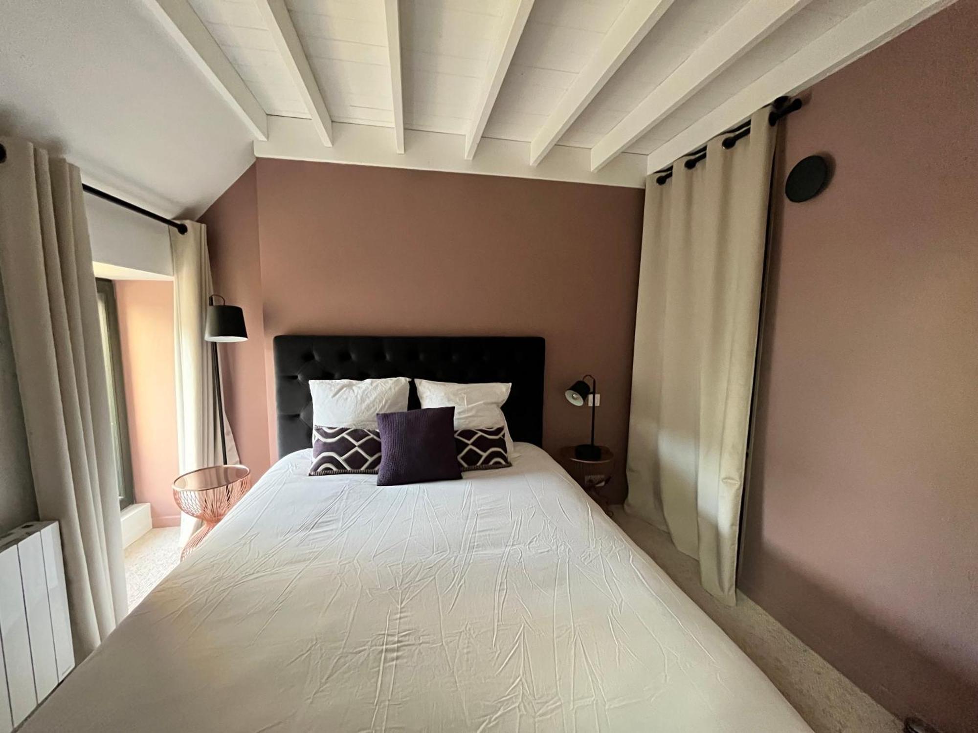 Douceur De Vivre En Bord De Mer - Jacuzzi Et Cheminee 圣库仑 外观 照片